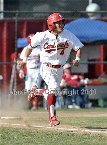 Thumbnail 1 in La Serna @ Whittier photogallery.