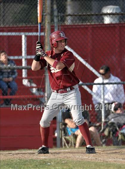 Thumbnail 3 in La Serna @ Whittier photogallery.