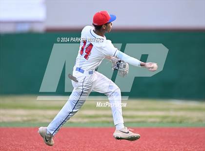 Thumbnail 2 in Archbishop Rummel @ John Curtis Christian photogallery.