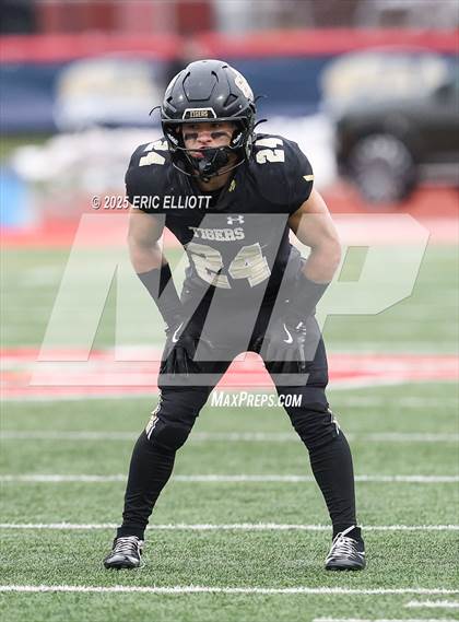 Thumbnail 2 in Farrell vs Southern Columbia Area (PIAA 2A Final) photogallery.