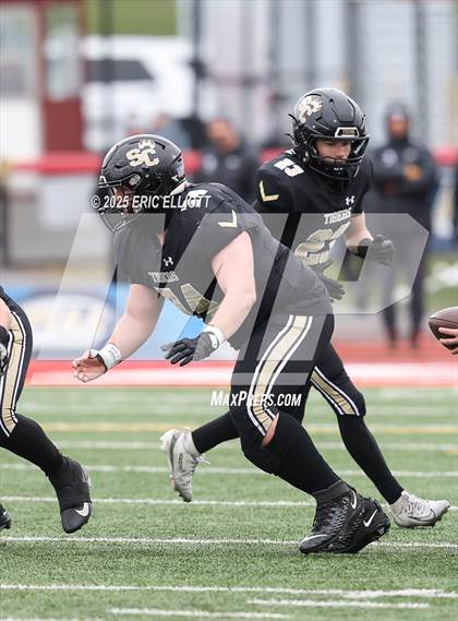 Thumbnail 3 in Farrell vs Southern Columbia Area (PIAA 2A Final) photogallery.