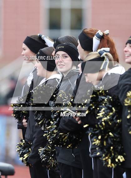 Thumbnail 2 in Farrell vs Southern Columbia Area (PIAA 2A Final) photogallery.