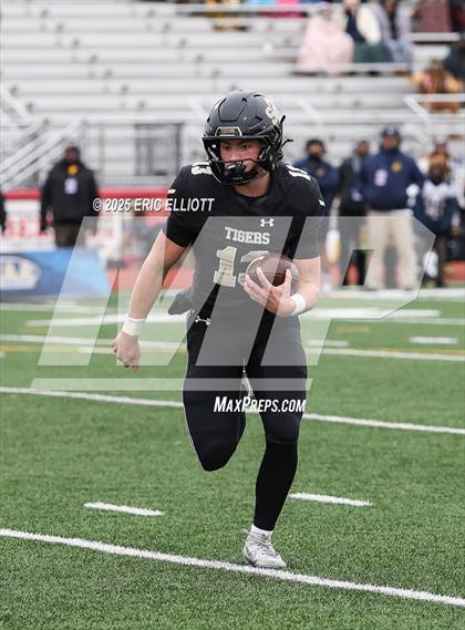 Thumbnail 2 in Farrell vs Southern Columbia Area (PIAA 2A Final) photogallery.