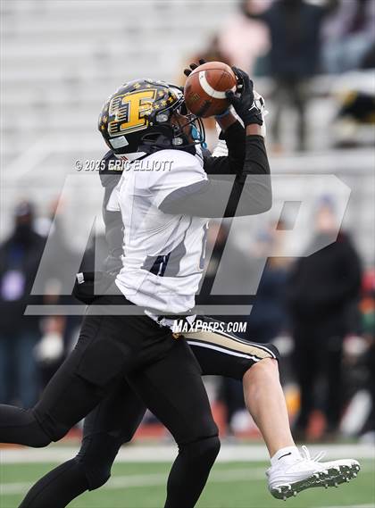 Thumbnail 2 in Farrell vs Southern Columbia Area (PIAA 2A Final) photogallery.