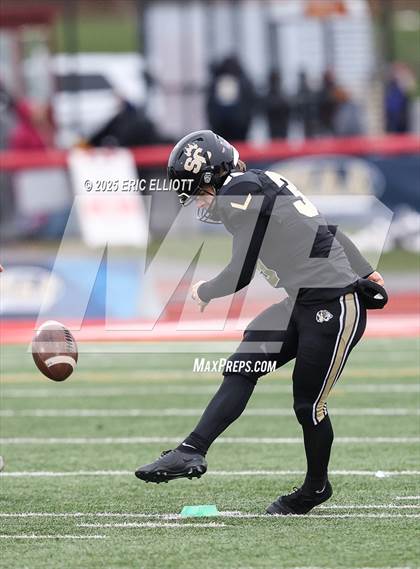 Thumbnail 2 in Farrell vs Southern Columbia Area (PIAA 2A Final) photogallery.