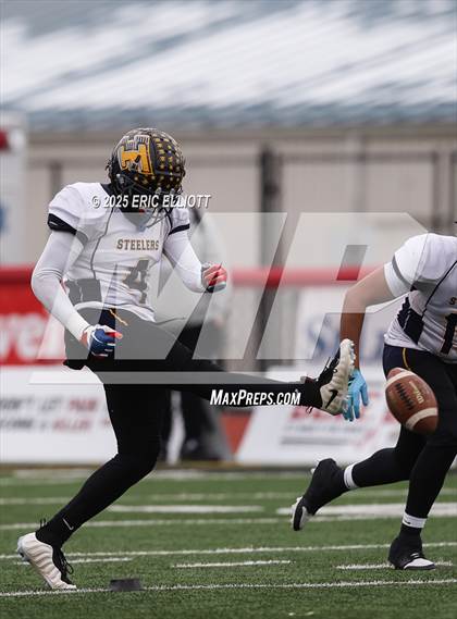 Thumbnail 3 in Farrell vs Southern Columbia Area (PIAA 2A Final) photogallery.