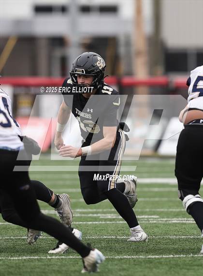 Thumbnail 1 in Farrell vs Southern Columbia Area (PIAA 2A Final) photogallery.