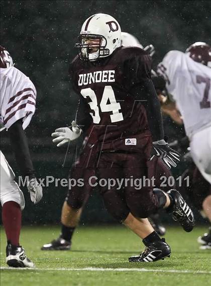 Thumbnail 3 in Dundee vs. Caledonia-Mumford (Section 5 Class D State Qualifier)  photogallery.