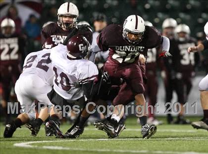 Thumbnail 3 in Dundee vs. Caledonia-Mumford (Section 5 Class D State Qualifier)  photogallery.