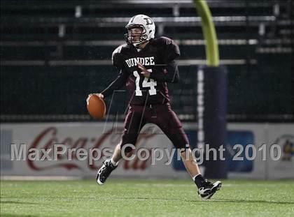 Thumbnail 1 in Dundee vs. Caledonia-Mumford (Section 5 Class D State Qualifier)  photogallery.
