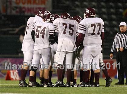 Thumbnail 2 in Dundee vs. Caledonia-Mumford (Section 5 Class D State Qualifier)  photogallery.