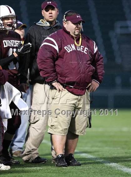 Thumbnail 3 in Dundee vs. Caledonia-Mumford (Section 5 Class D State Qualifier)  photogallery.