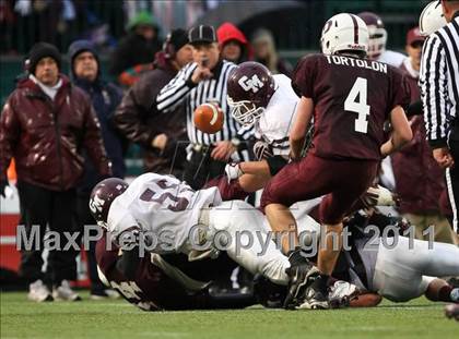 Thumbnail 2 in Dundee vs. Caledonia-Mumford (Section 5 Class D State Qualifier)  photogallery.