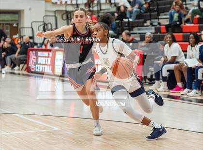 Thumbnail 3 in Silver Creek vs Decatur Central (Paul Loggan Memorial Invite) photogallery.