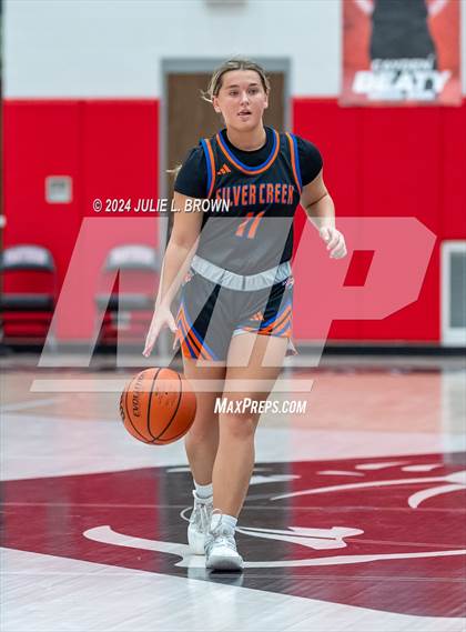 Thumbnail 2 in Silver Creek vs Decatur Central (Paul Loggan Memorial Invite) photogallery.