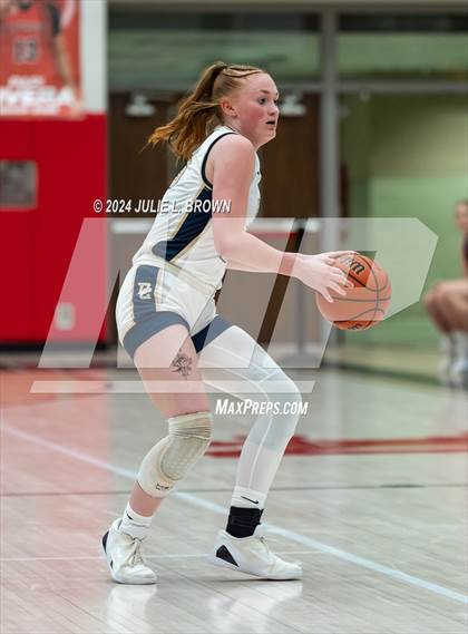 Thumbnail 1 in Silver Creek vs Decatur Central (Paul Loggan Memorial Invite) photogallery.