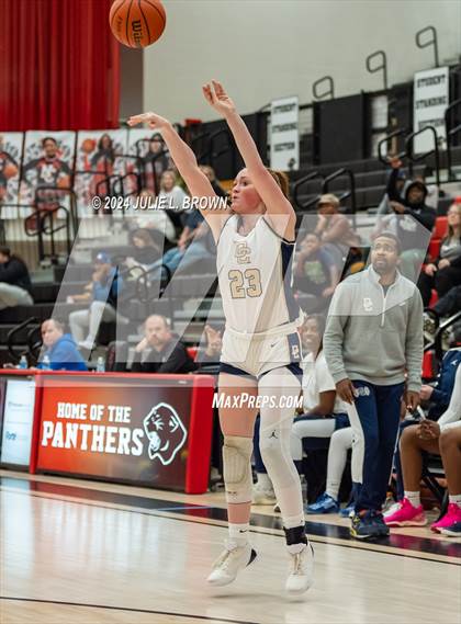 Thumbnail 1 in Silver Creek vs Decatur Central (Paul Loggan Memorial Invite) photogallery.