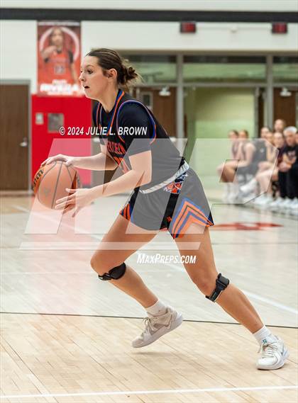 Thumbnail 1 in Silver Creek vs Decatur Central (Paul Loggan Memorial Invite) photogallery.
