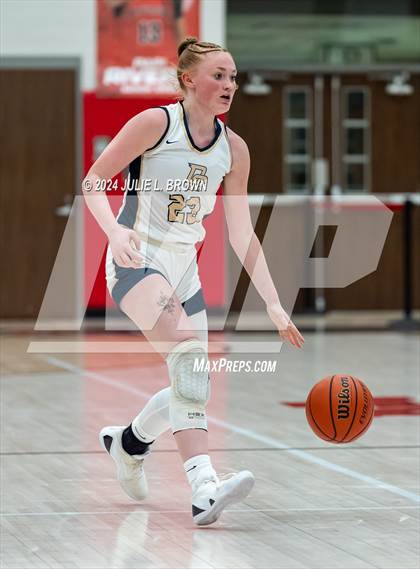 Thumbnail 3 in Silver Creek vs Decatur Central (Paul Loggan Memorial Invite) photogallery.