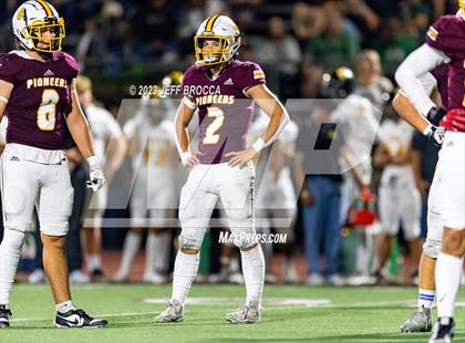 Thumbnail 3 in Royal @ Simi Valley photogallery.