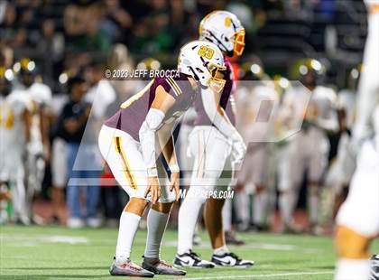 Thumbnail 1 in Royal @ Simi Valley photogallery.