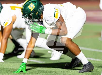 Thumbnail 2 in Royal @ Simi Valley photogallery.