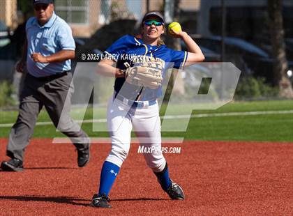 Thumbnail 2 in Archbishop Mitty @ Presentation photogallery.