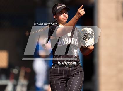 Thumbnail 2 in Archbishop Mitty @ Presentation photogallery.