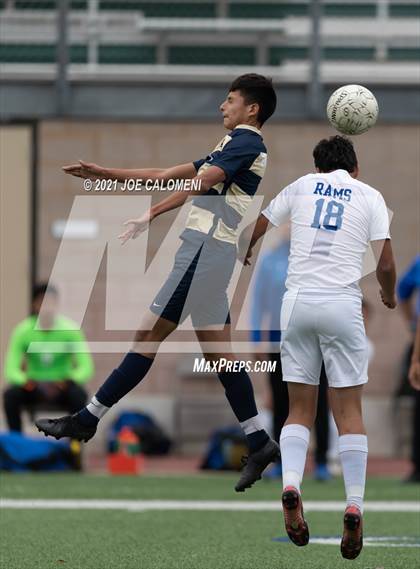 Thumbnail 1 in Alexander vs Del Rio (UIL 6A Region 4 Quarterfinal) photogallery.