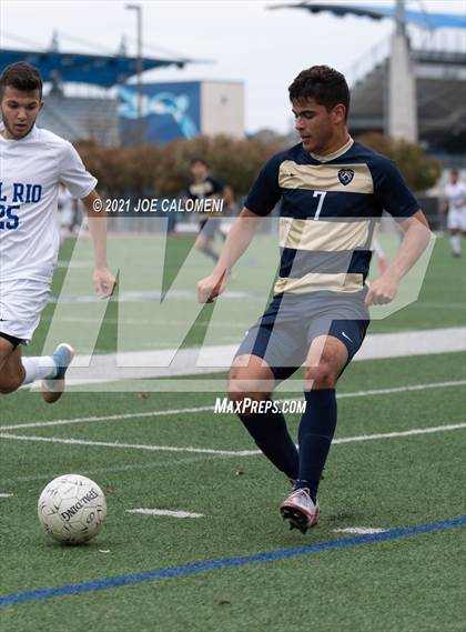 Thumbnail 2 in Alexander vs Del Rio (UIL 6A Region 4 Quarterfinal) photogallery.