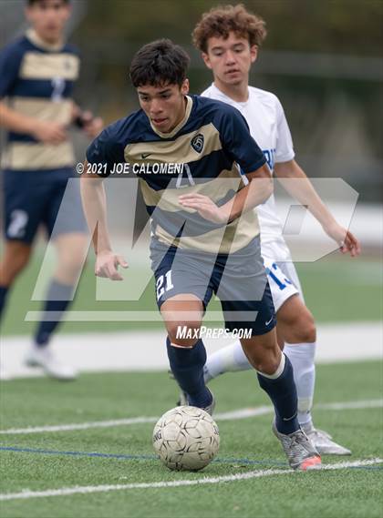 Thumbnail 2 in Alexander vs Del Rio (UIL 6A Region 4 Quarterfinal) photogallery.