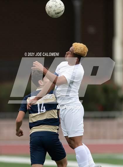 Thumbnail 1 in Alexander vs Del Rio (UIL 6A Region 4 Quarterfinal) photogallery.