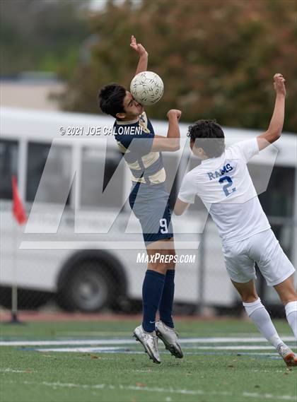 Thumbnail 2 in Alexander vs Del Rio (UIL 6A Region 4 Quarterfinal) photogallery.