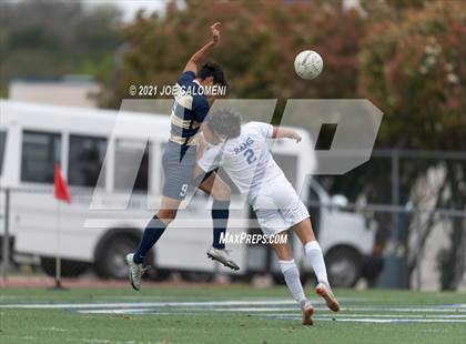 Thumbnail 3 in Alexander vs Del Rio (UIL 6A Region 4 Quarterfinal) photogallery.