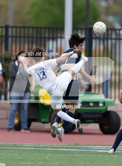 Thumbnail 2 in Alexander vs Del Rio (UIL 6A Region 4 Quarterfinal) photogallery.