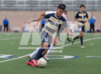 Thumbnail 1 in Alexander vs Del Rio (UIL 6A Region 4 Quarterfinal) photogallery.