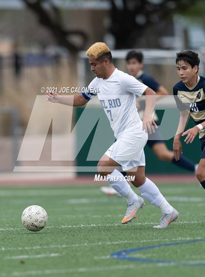 Thumbnail 2 in Alexander vs Del Rio (UIL 6A Region 4 Quarterfinal) photogallery.