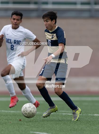 Thumbnail 2 in Alexander vs Del Rio (UIL 6A Region 4 Quarterfinal) photogallery.