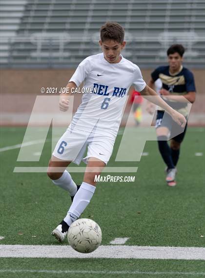 Thumbnail 3 in Alexander vs Del Rio (UIL 6A Region 4 Quarterfinal) photogallery.