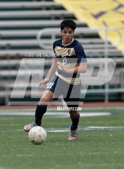 Thumbnail 2 in Alexander vs Del Rio (UIL 6A Region 4 Quarterfinal) photogallery.