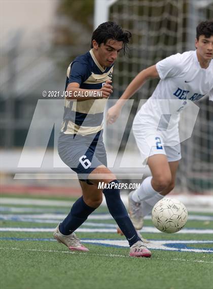 Thumbnail 3 in Alexander vs Del Rio (UIL 6A Region 4 Quarterfinal) photogallery.