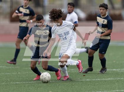 Thumbnail 3 in Alexander vs Del Rio (UIL 6A Region 4 Quarterfinal) photogallery.