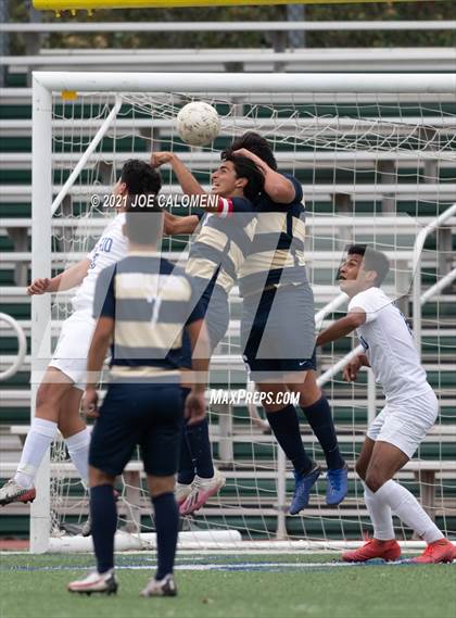 Thumbnail 2 in Alexander vs Del Rio (UIL 6A Region 4 Quarterfinal) photogallery.