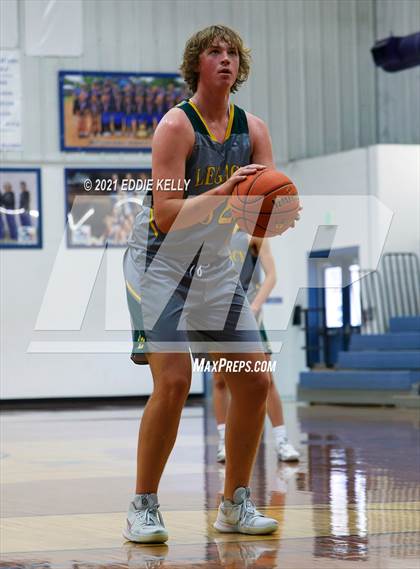 Thumbnail 1 in Trinity Christian vs Legacy Christian Academy (Krum Invitational) photogallery.