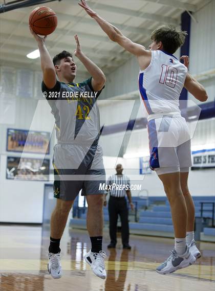 Thumbnail 3 in Trinity Christian vs Legacy Christian Academy (Krum Invitational) photogallery.