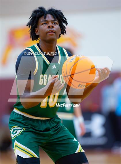 Thumbnail 2 in Combine Academy National vs Grayson (Hard In The Paint Classic) photogallery.