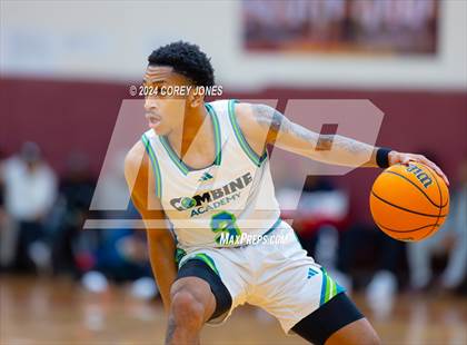 Thumbnail 3 in Combine Academy National vs Grayson (Hard In The Paint Classic) photogallery.