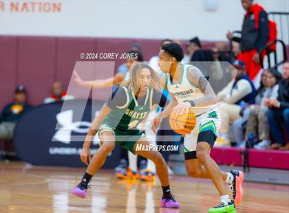 Thumbnail 3 in Combine Academy National vs Grayson (Hard In The Paint Classic) photogallery.