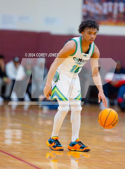 Thumbnail 2 in Combine Academy National vs Grayson (Hard In The Paint Classic) photogallery.