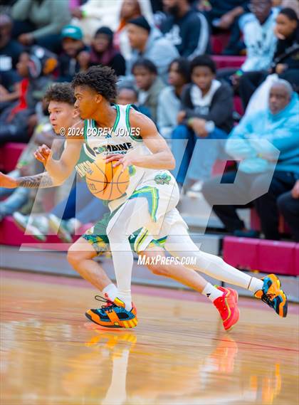 Thumbnail 2 in Combine Academy National vs Grayson (Hard In The Paint Classic) photogallery.